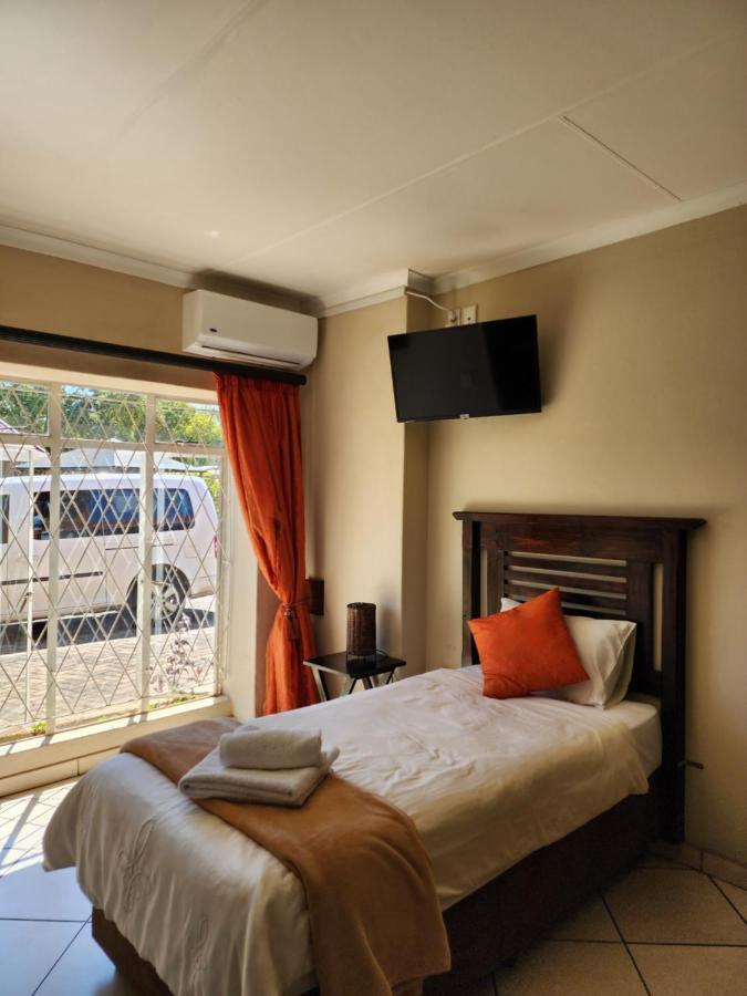 Southy Inn By The Lake Benoni Εξωτερικό φωτογραφία