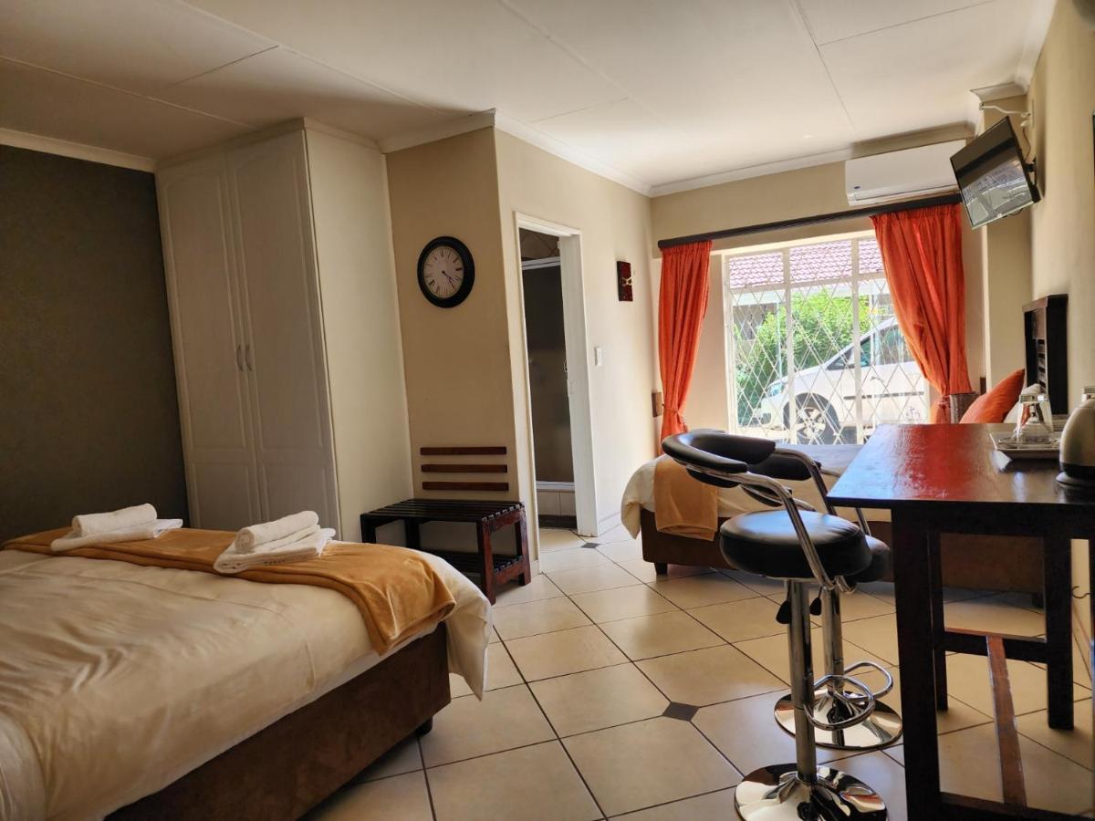 Southy Inn By The Lake Benoni Εξωτερικό φωτογραφία
