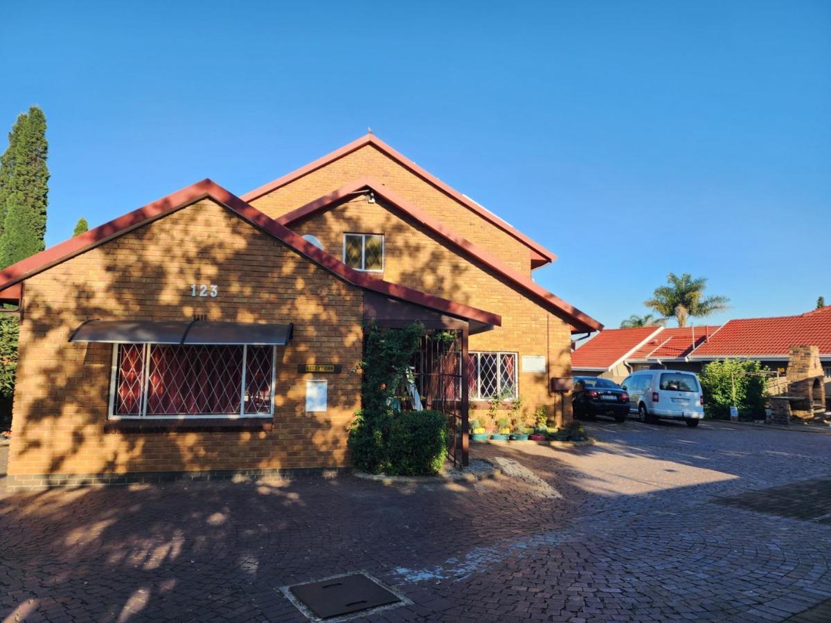 Southy Inn By The Lake Benoni Εξωτερικό φωτογραφία