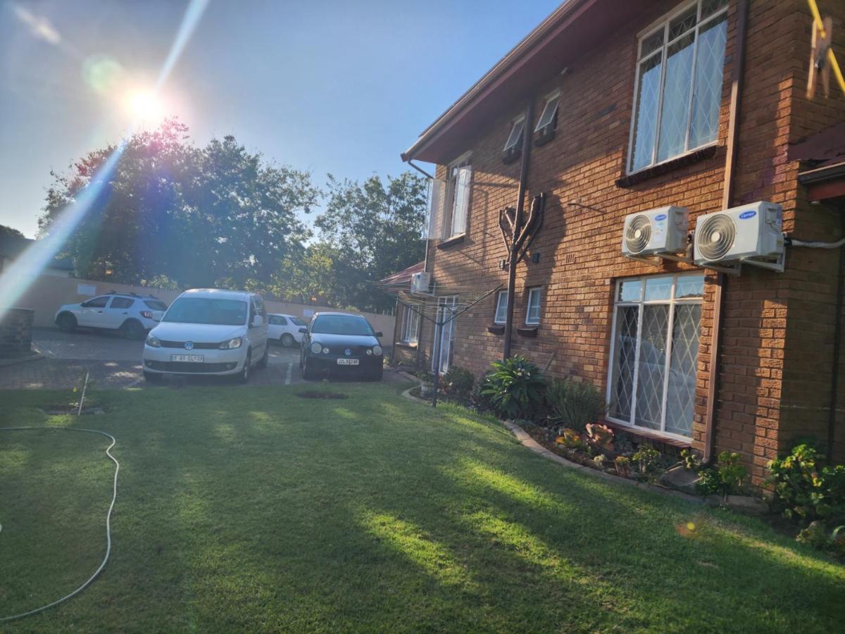 Southy Inn By The Lake Benoni Εξωτερικό φωτογραφία