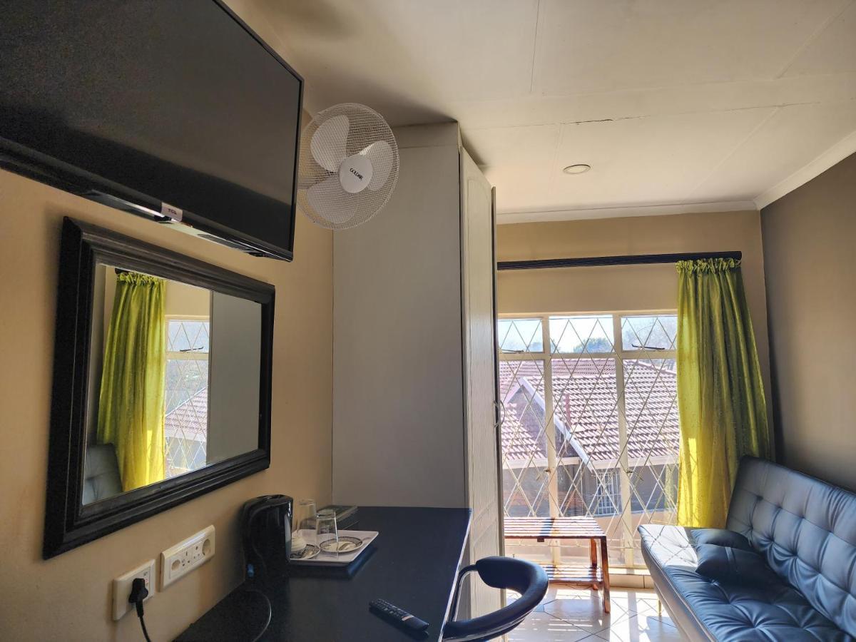 Southy Inn By The Lake Benoni Εξωτερικό φωτογραφία